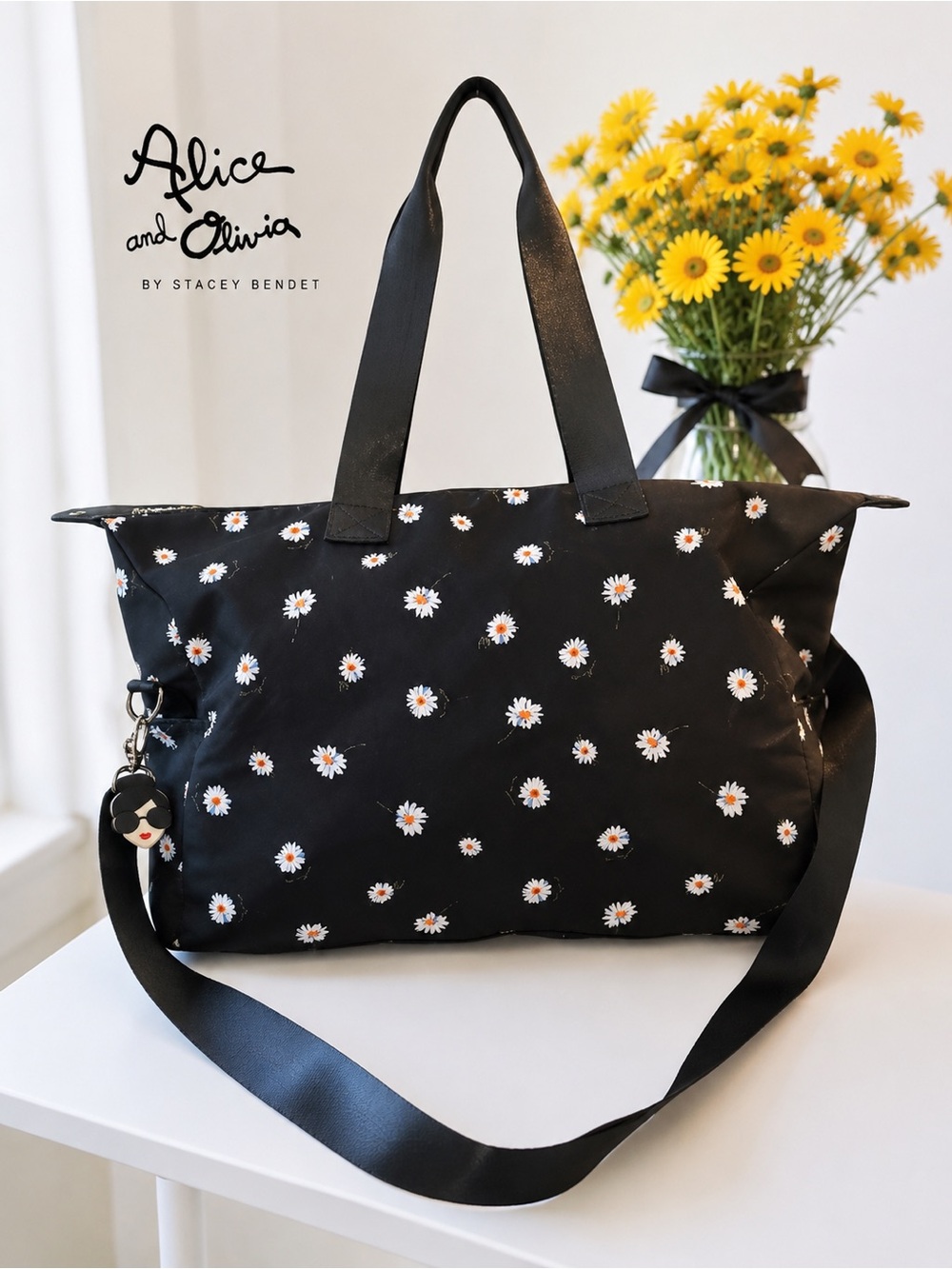Alice + Olivia Black Canvas Daisy Women's Duffle‎ Weekender Bag by Stacey Bendet